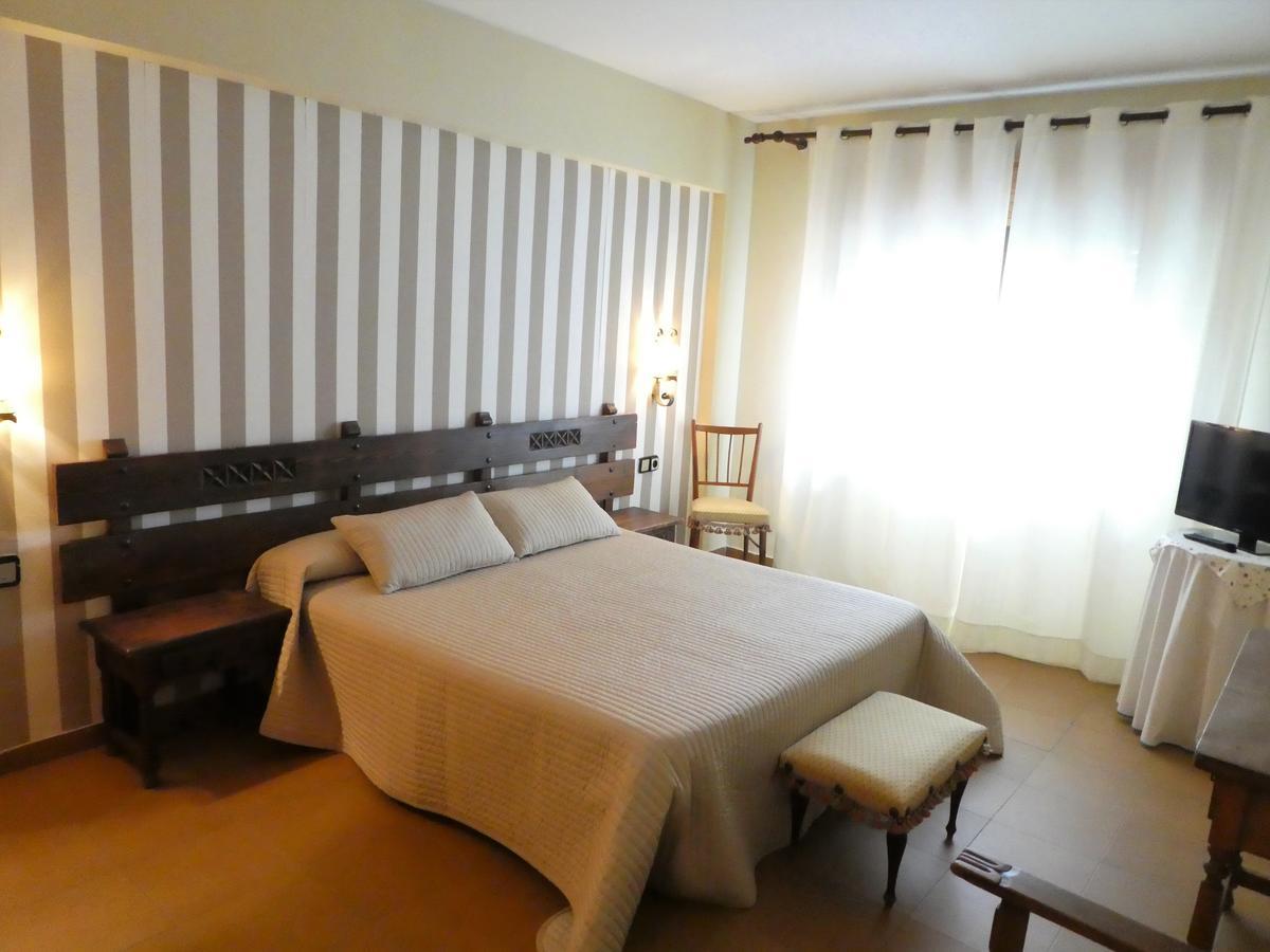 Hotel Barbacedo Mijares Kültér fotó